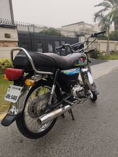 Honda 70 bike