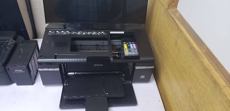 Epson T60 Printer with auto reset cartridge 5