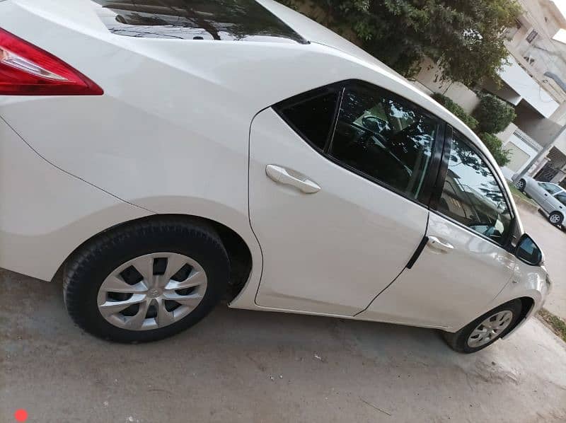 Toyota Corolla GLI 2015/14 gli full original condition manual 1