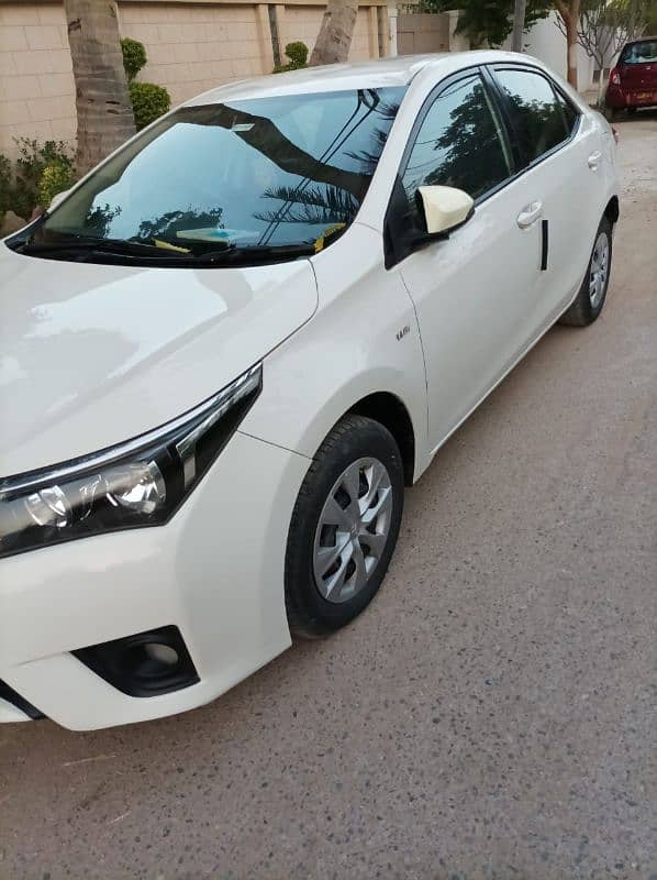 Toyota Corolla GLI 2015/14 gli full original condition manual 2