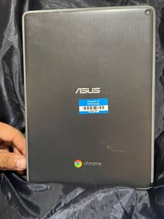 Asus chromebook 4gb DDR 4 ram 32 gb SSD