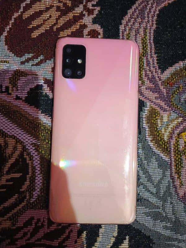 Sale and echange my samsung a51 full box 8gb ram wala 0