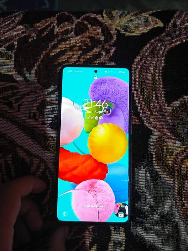 Sale and echange my samsung a51 full box 8gb ram wala 6