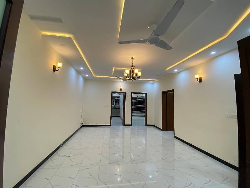 10 Marla Like Brand New Full House Available For Rent Bahria town phase 8 Rawalpindi 6