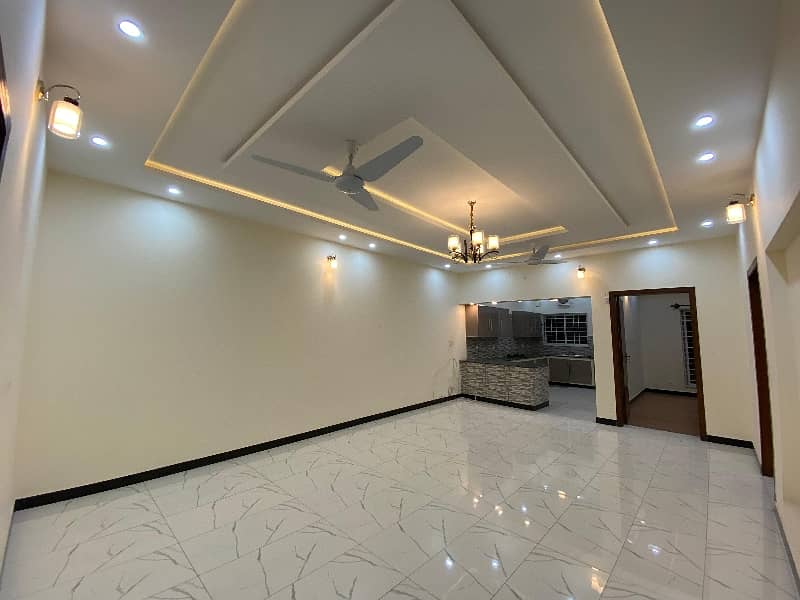 10 Marla Like Brand New Full House Available For Rent Bahria town phase 8 Rawalpindi 19