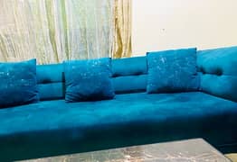 6 seater sofa set just like a new only 2 months used