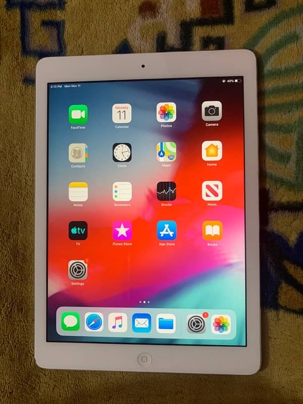 Apple iPad - Excellent Condition, Great Price! 3