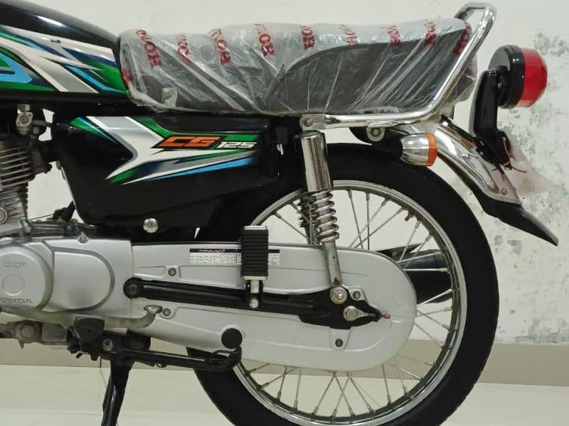 Honda CG 125 2023 Model 5