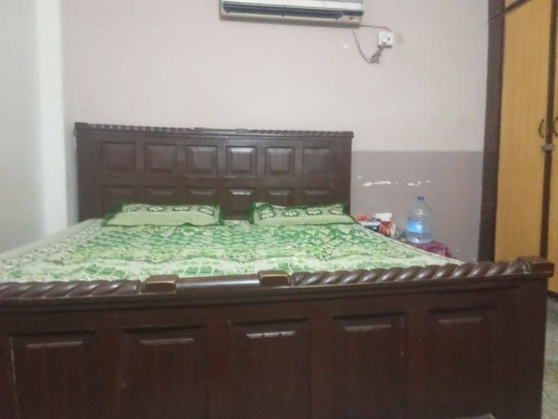 Double bed king size 3