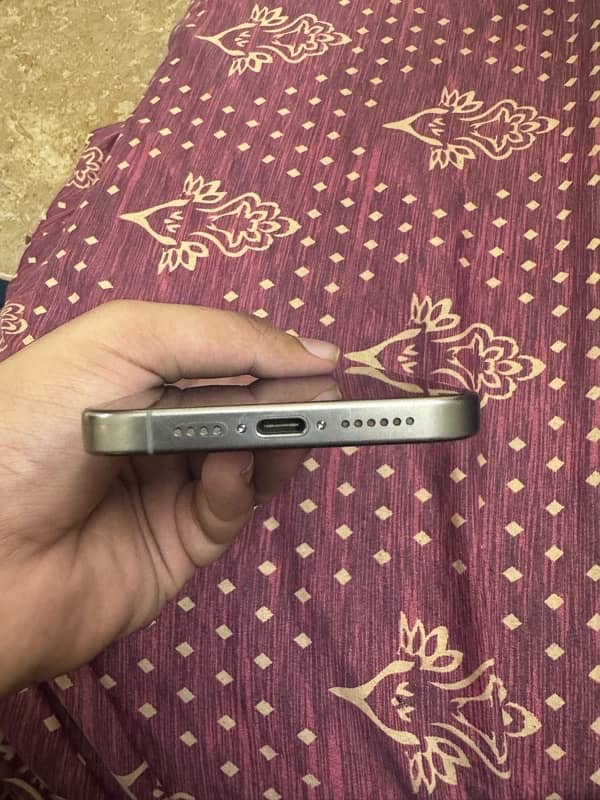 Iphone 15 pro max Natural titanium 2