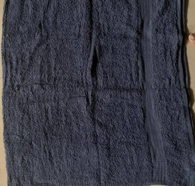 BATH TOWEL IN GREY COLOUR 1