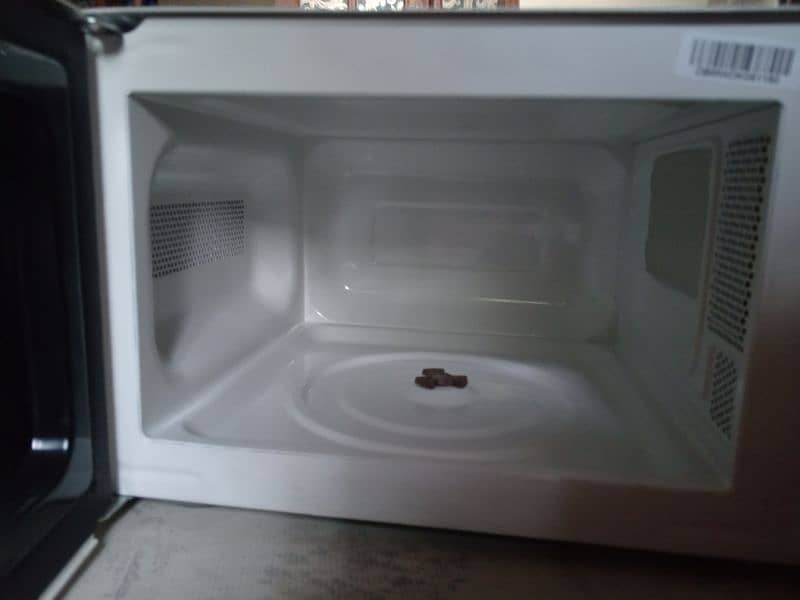 Dawlance Microwave Oven 1