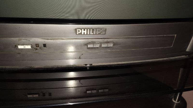 PHILIPS TV Big Size for Sale in reasonable price 3