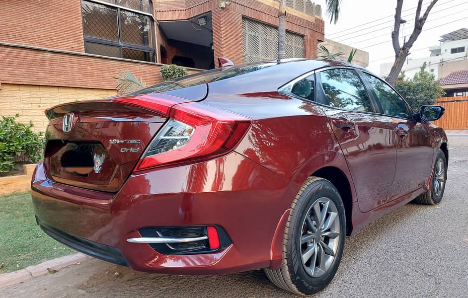 Honda Civic Oriel 2019 contact on WhatsApp 4