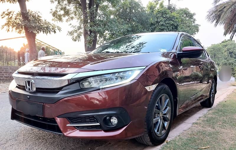 Honda Civic Oriel 2019 contact on WhatsApp 8