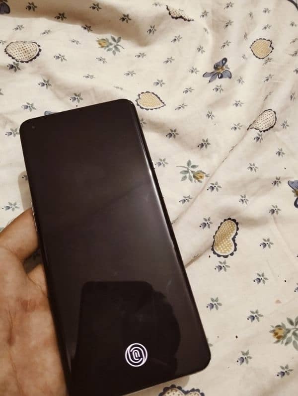 one plus 9 pro for sale 12/256 0