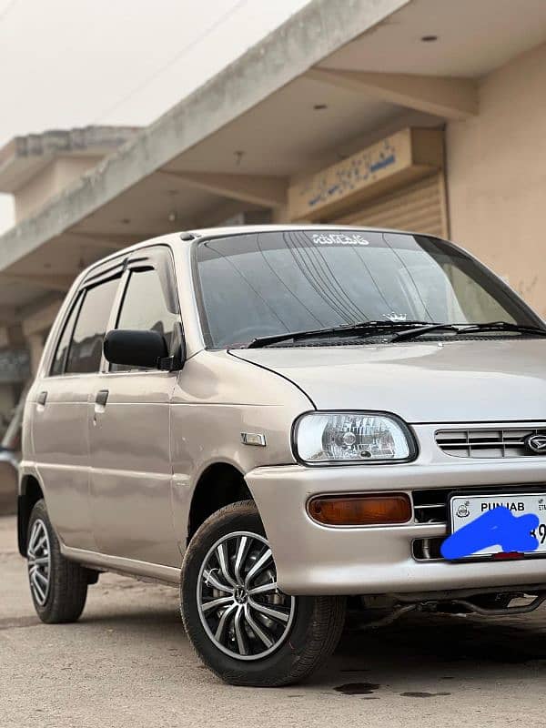 Daihatsu Cuore 2003 1