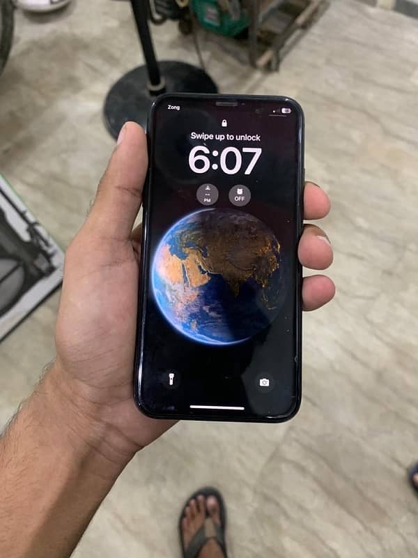 iPhone XS  PTA approved 0