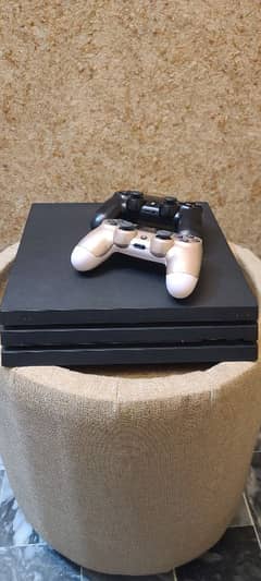 Ps4 Pro 1tb with box just like brand new