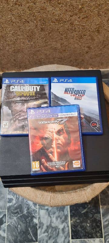 Ps4 Pro 1tb with box just like brand new 4