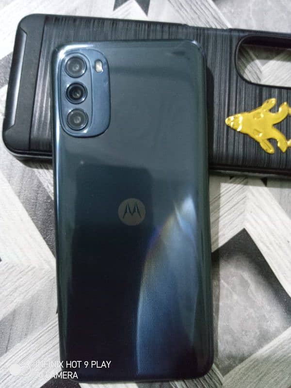 moto . G 5 g . 2022 model  NON PTA. contact. 03121181088 only Whatsapp 4