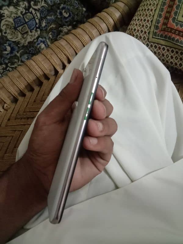 oppo Reno 3 pro glitch 2