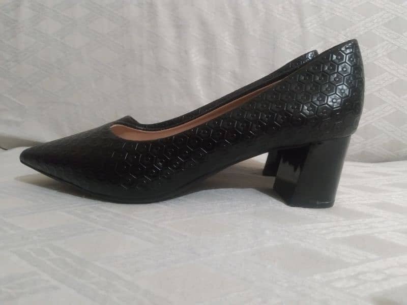 Pum heels for sale 1