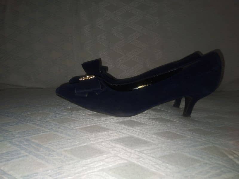 Pum heels for sale 2