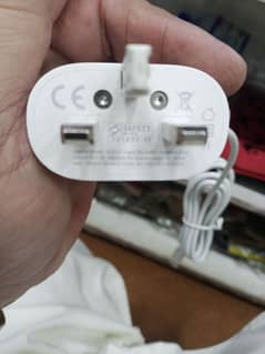 Google pixel original charger in good price