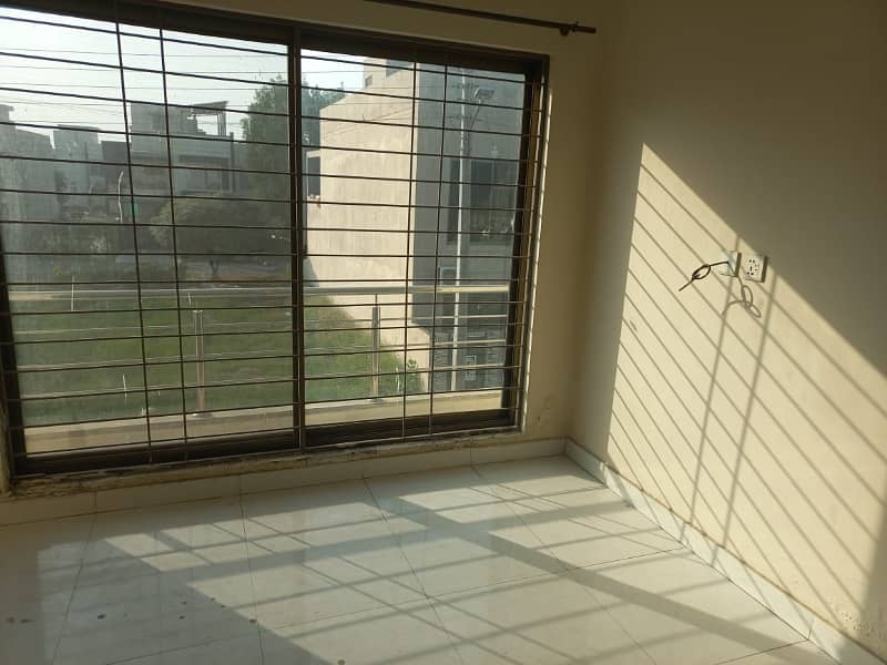 5 MARLA HOUSE FOR RENT IN DHA RAHBAR PHASE 2 2