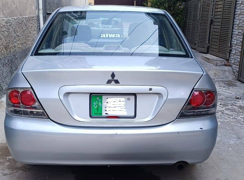 Mitsubishi Lancer 2004 11