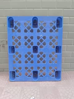 39*47 blue color pallets