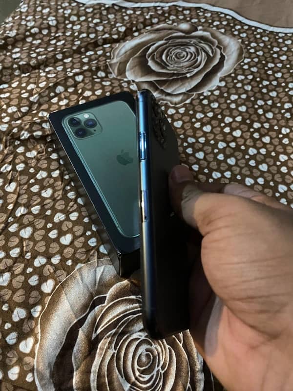 iPhone 11 Pro 256 GB dual pta read add 4