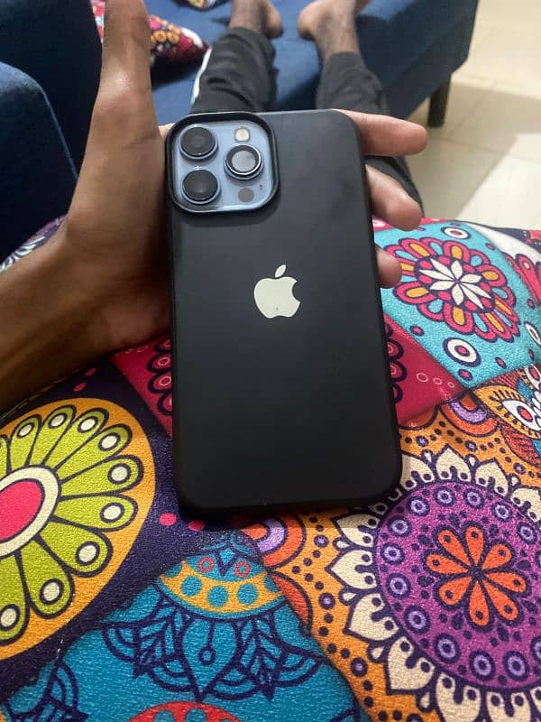 iPhone XR converted into 13 pro 0