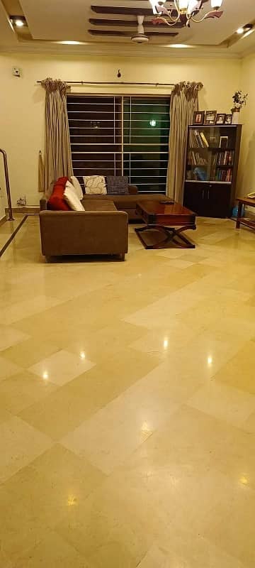 10 marla beautiful design house for rent in dha phase 4 3