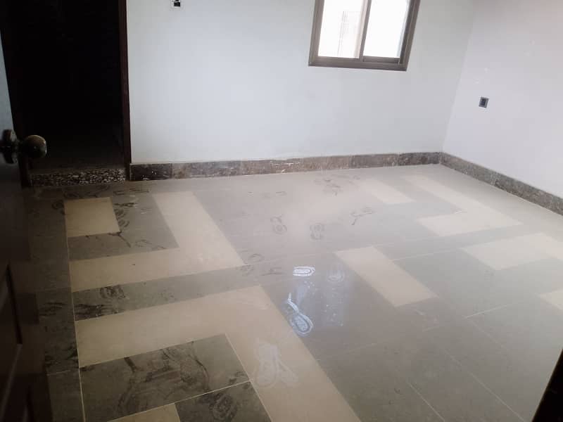 3 bed lounge 1st floor West open portion Ava for rent 11