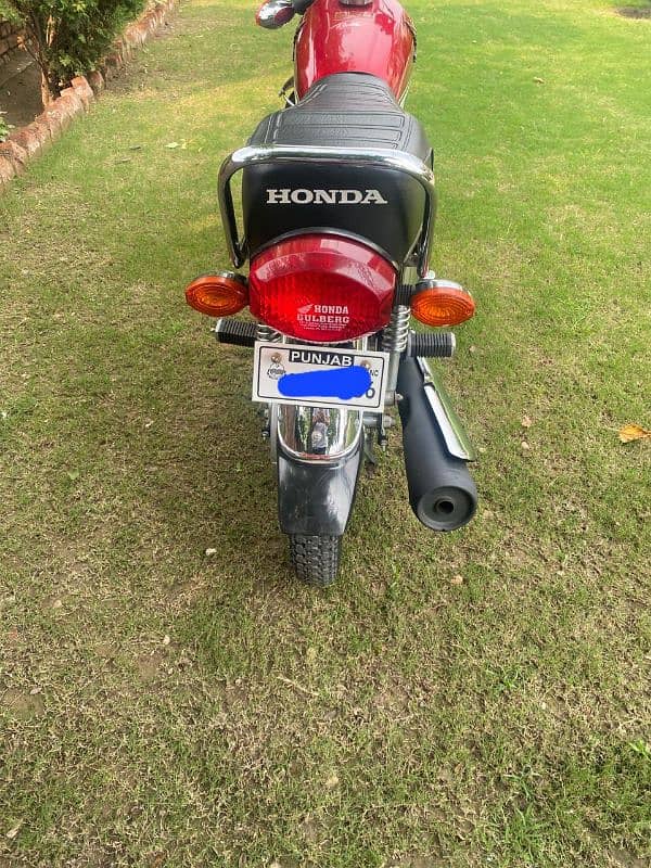 Honda 125 Self Start 8