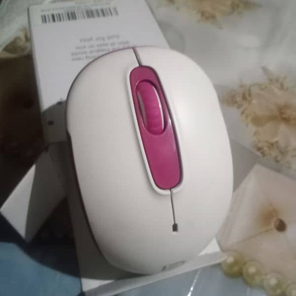 wireless Bluetooth mouse 0