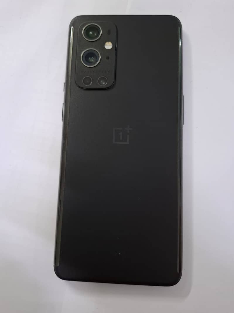 One Plus 9 Pro 12/256GB ,10/10 Condition 0