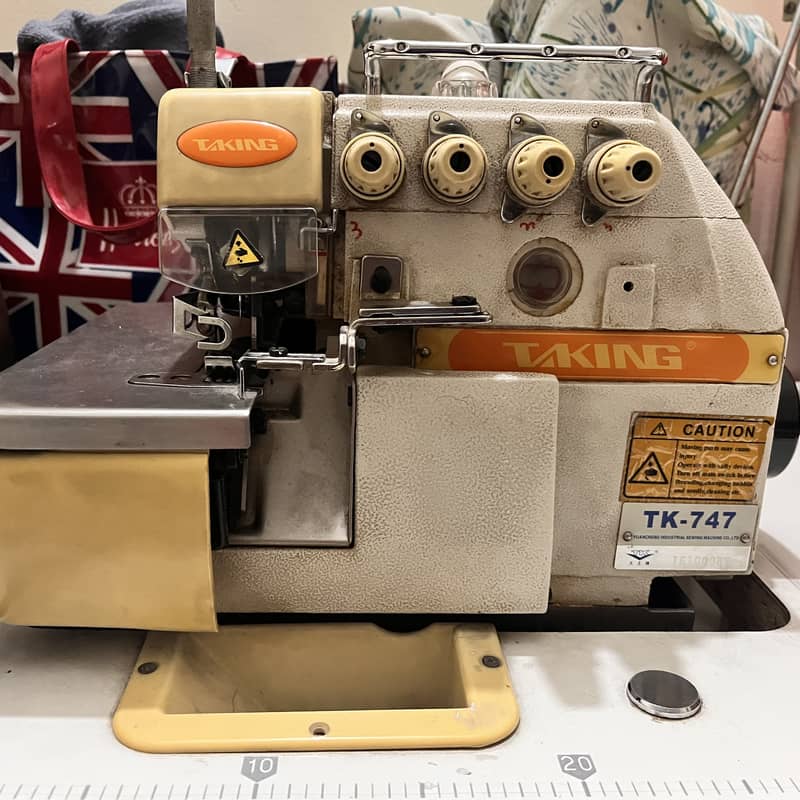 Overlock and pico machine for urgent sale 4