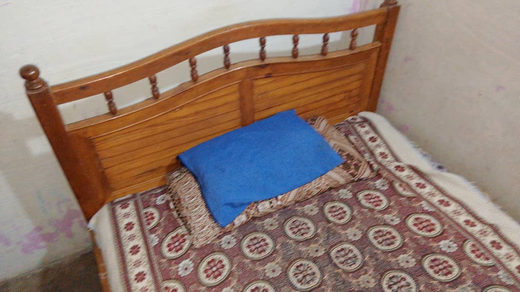 Single bed with mattress 1