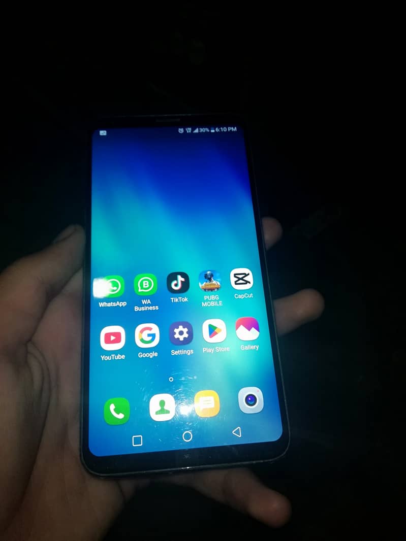 lg v 30 . . pubg 60 fps. . . SIM working. . with back cover. . 3