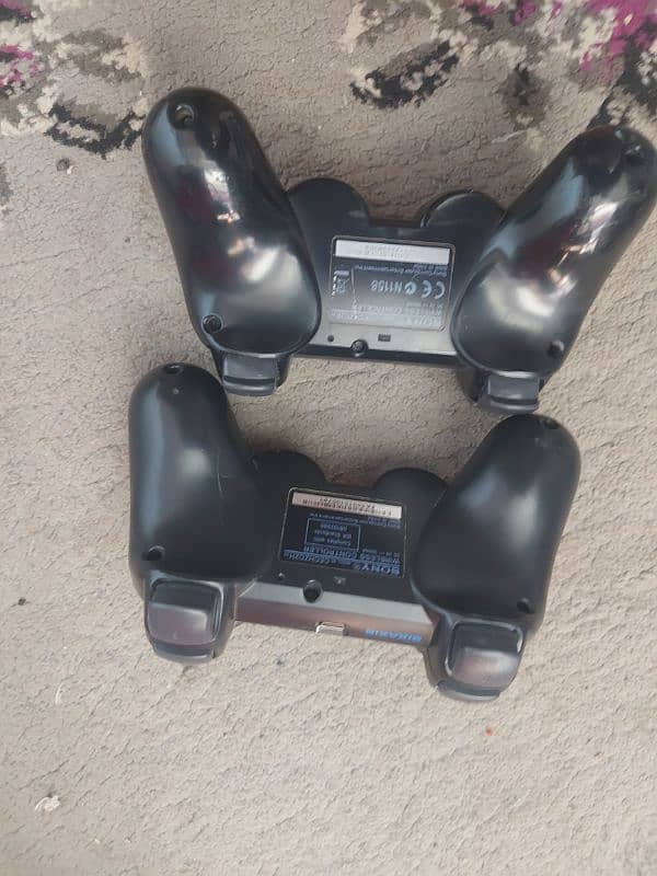 PS3 CONTROLLER 3