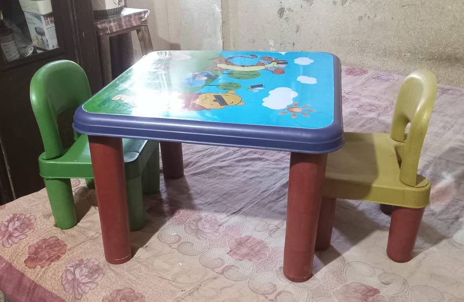 TABLE & CHAIRS FOR KIDS ONLY RS. 1000/- 1