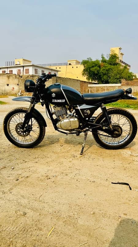 Suzuki GS 150 (Scrambler) 0