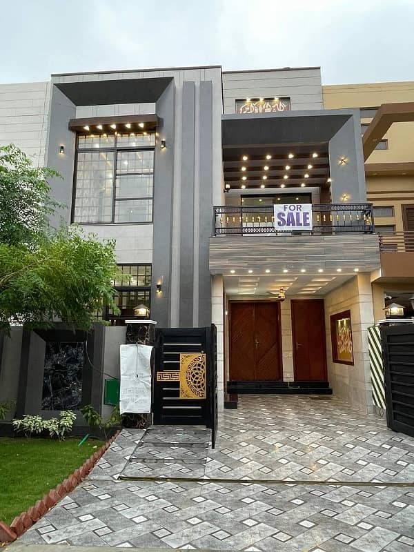 5 Marla Luxury Non Furnished House Available For Sale In Bahria Town Lahore 0