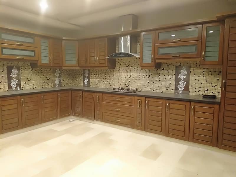 1Kanal Beautiful House Available For Sale DHA Phase 3 9