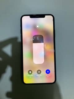 iPhone 11 Pro 10 by 10 with box no open