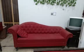 Dewan - Large size with 4 seater capacity