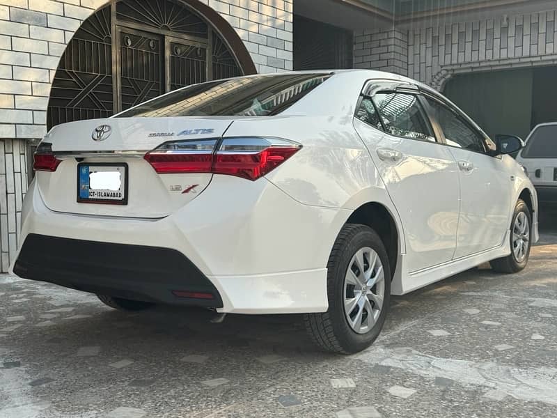 Toyota Corolla Altis 2023 1